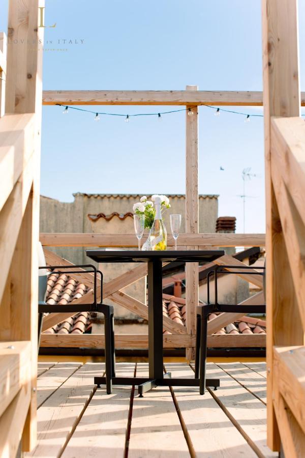 Loversinitaly Romantic Apartments - Altana And Jacuzzi Venecia Exterior foto